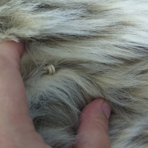 BNWOT Cynthia Rowley Faux Fur Vest - Picture 4 of 10